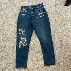 American Eagle Ripped Mom Jean